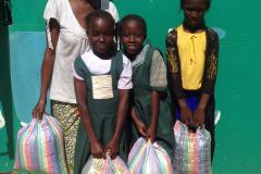 Vrijdag 20 december werd het rijst uitgedeeld op school